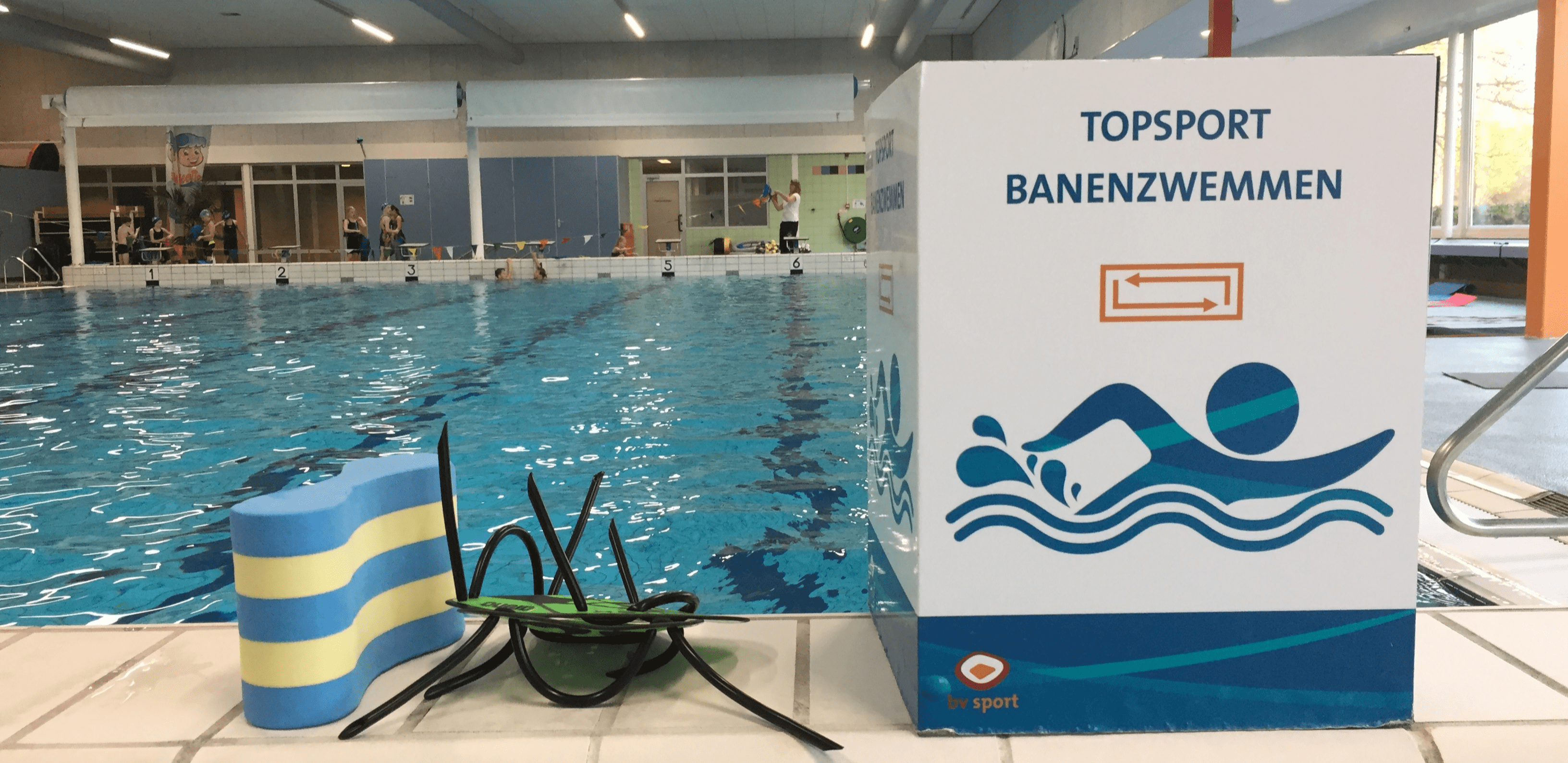 Schwimmen und Essen Schwimmen und Essen